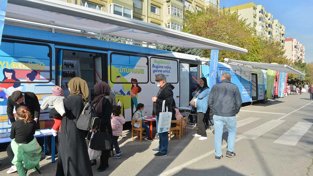 Gezici Hizmet Otobüsleri’nin Yeni Durağı İhlas Marmara