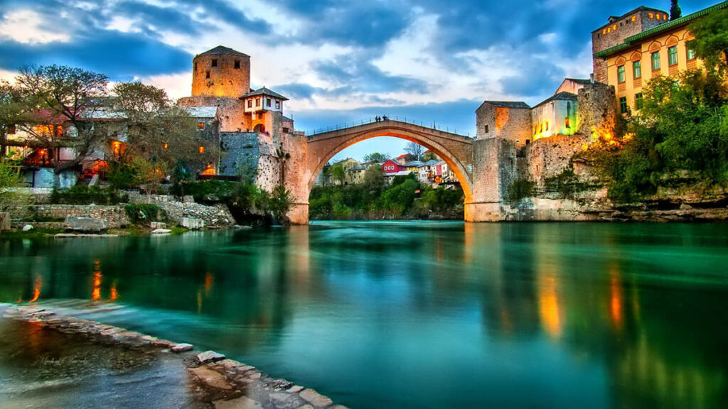 mostar bosna hersek köprüsü